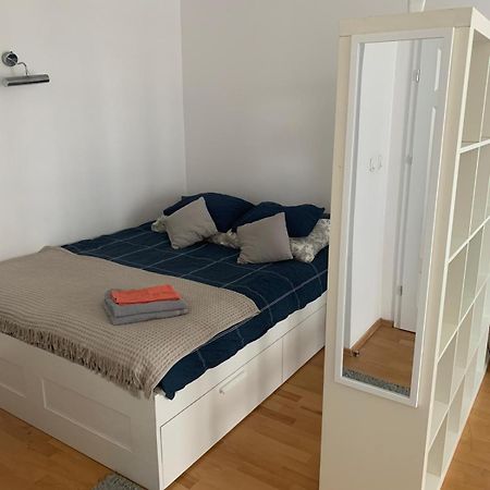 Apartament Francuska Pokoje Rooms Varšava Exteriér fotografie